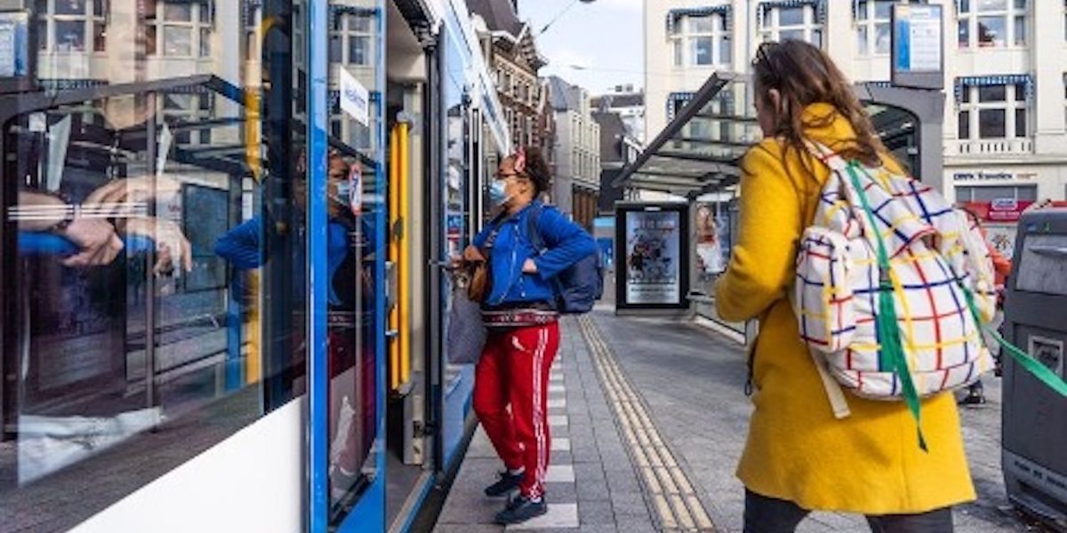 Ook rolstoelgebruiker tram